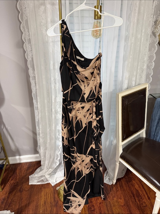 Halston Heritage Dresses & Skirts - Halston Heritage Black One-Shoulder Gown with Beige Abstract Print
